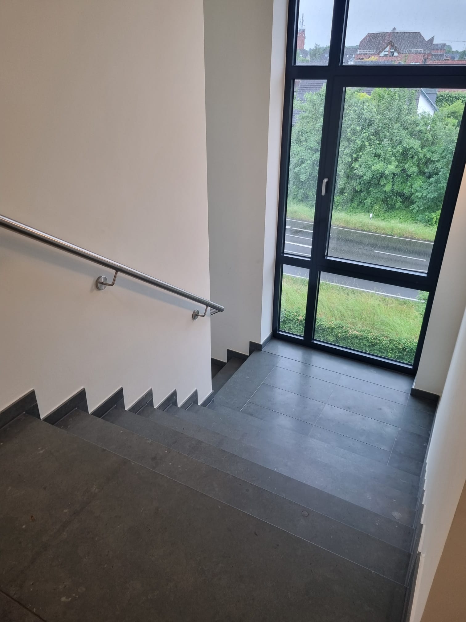 Gebäudereinigung Rhein-Kreis Neuss – Uhrmann im Einsatz